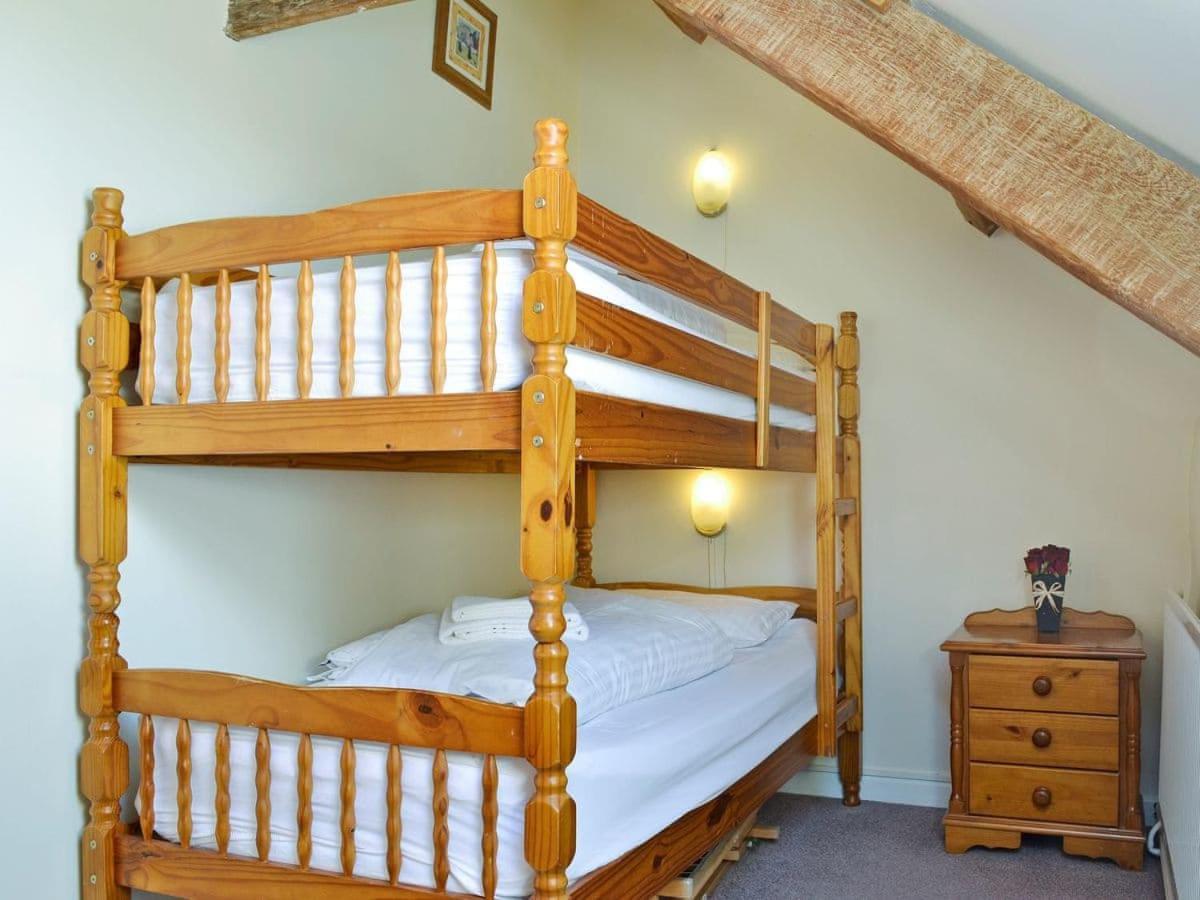 Отель Celtic Haven Lydstep Экстерьер фото